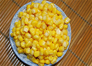 完善玉米生产者补贴制度